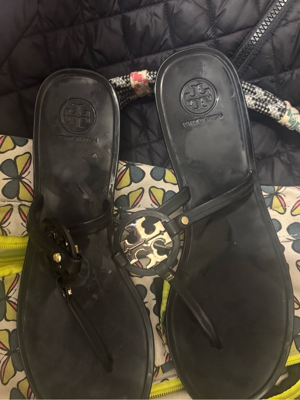Tory Burch Mini Miller jelly thong sandals in black with a gold logo size 9
